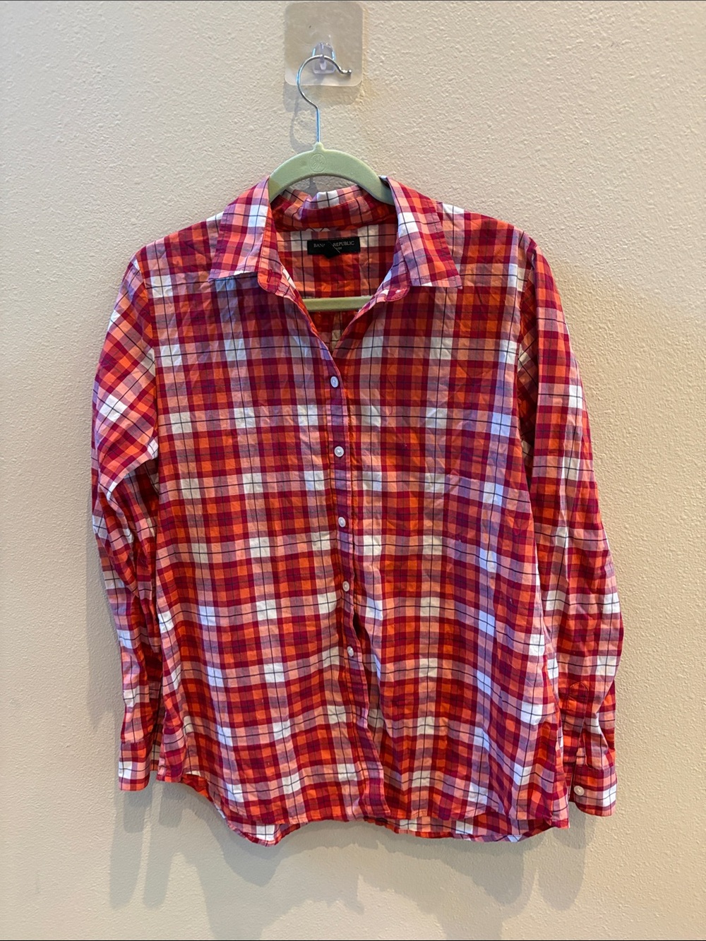 Banana Republic Red, White, and Orange Plaid Button-Down Shirt - Women